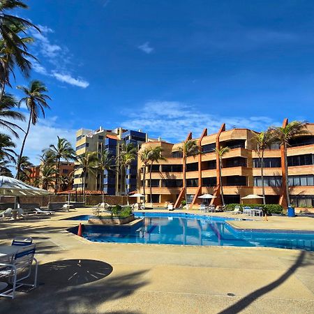 Tucacas, Frente Al Mar, Balcon, Piscina Y Playa Privada 아파트 외부 사진