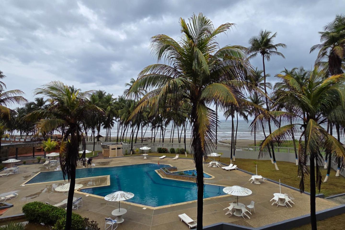 Tucacas, Frente Al Mar, Balcon, Piscina Y Playa Privada 아파트 외부 사진