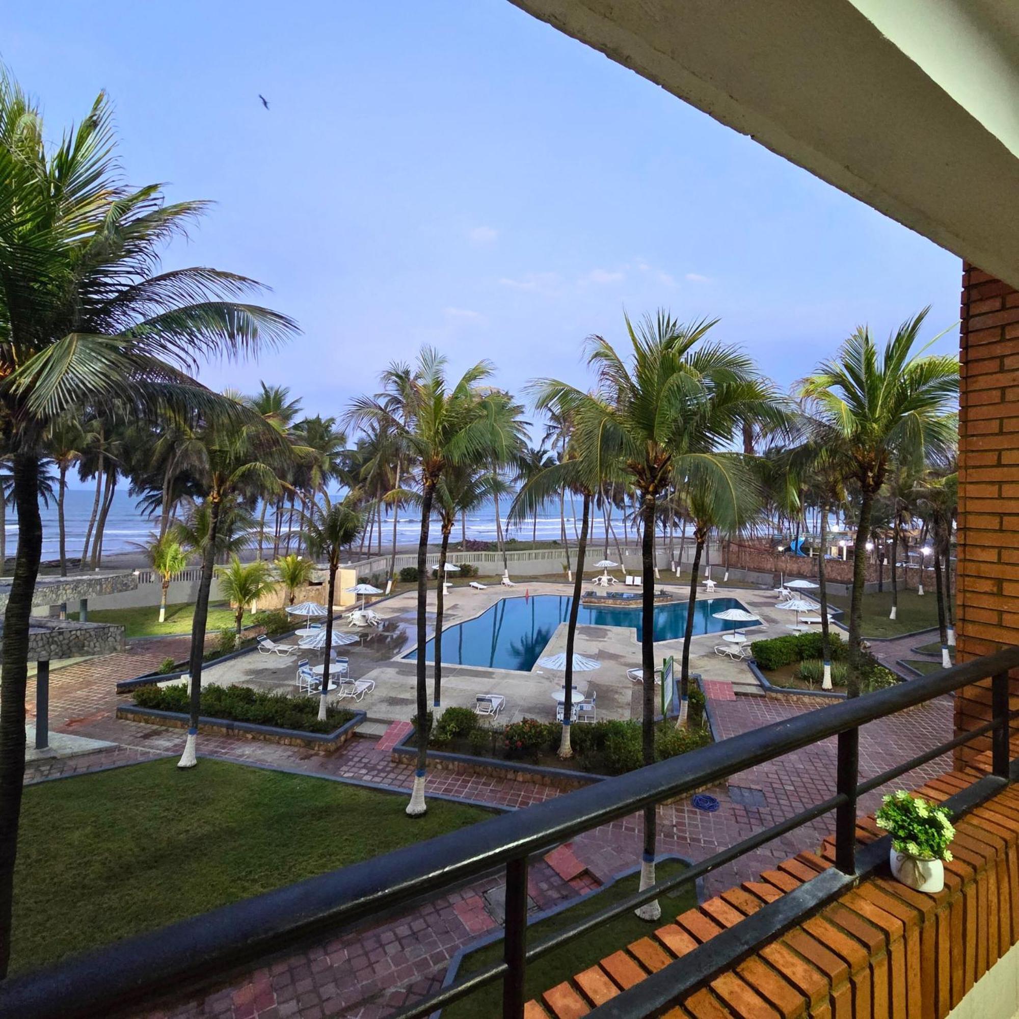 Tucacas, Frente Al Mar, Balcon, Piscina Y Playa Privada 아파트 외부 사진