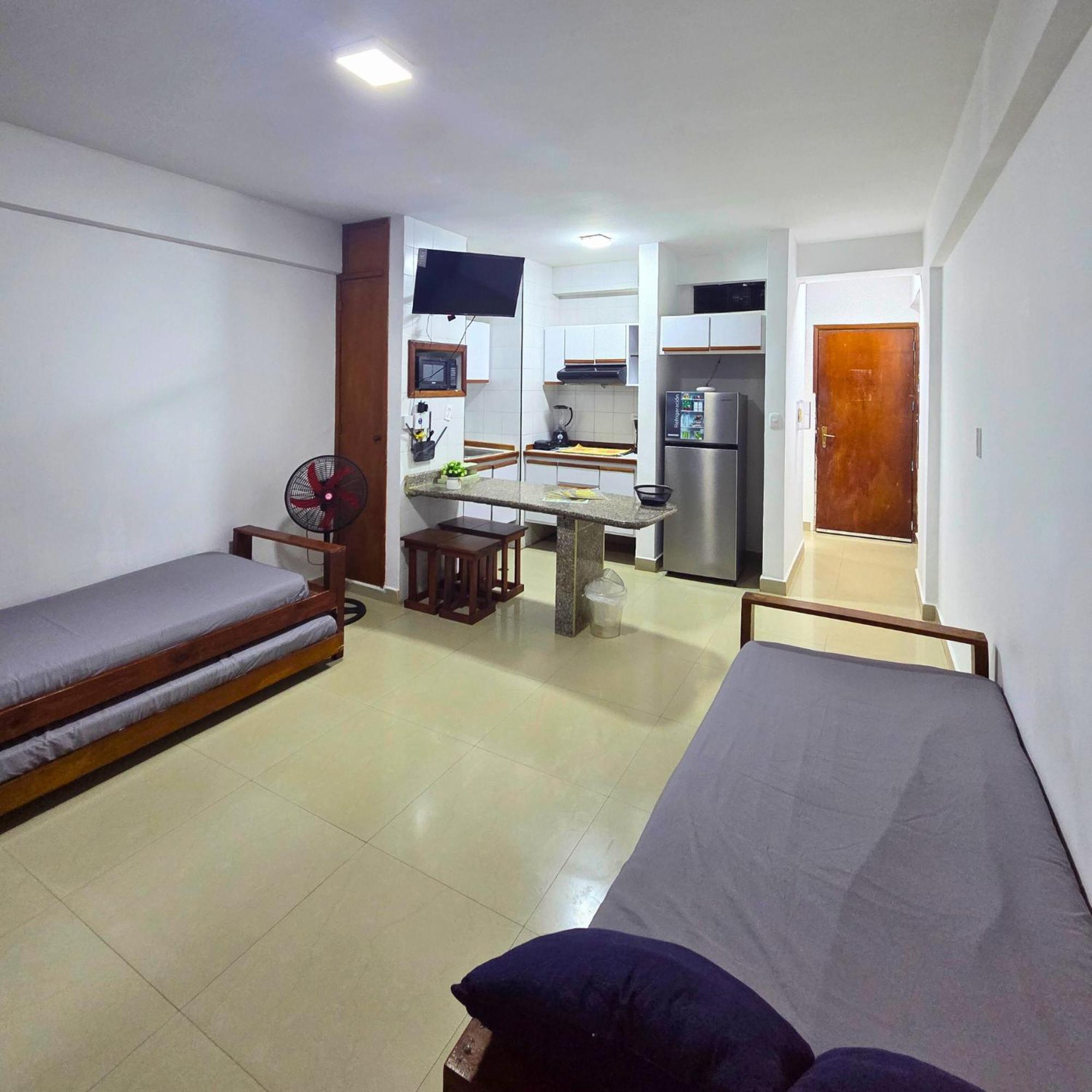Tucacas, Frente Al Mar, Balcon, Piscina Y Playa Privada 아파트 외부 사진