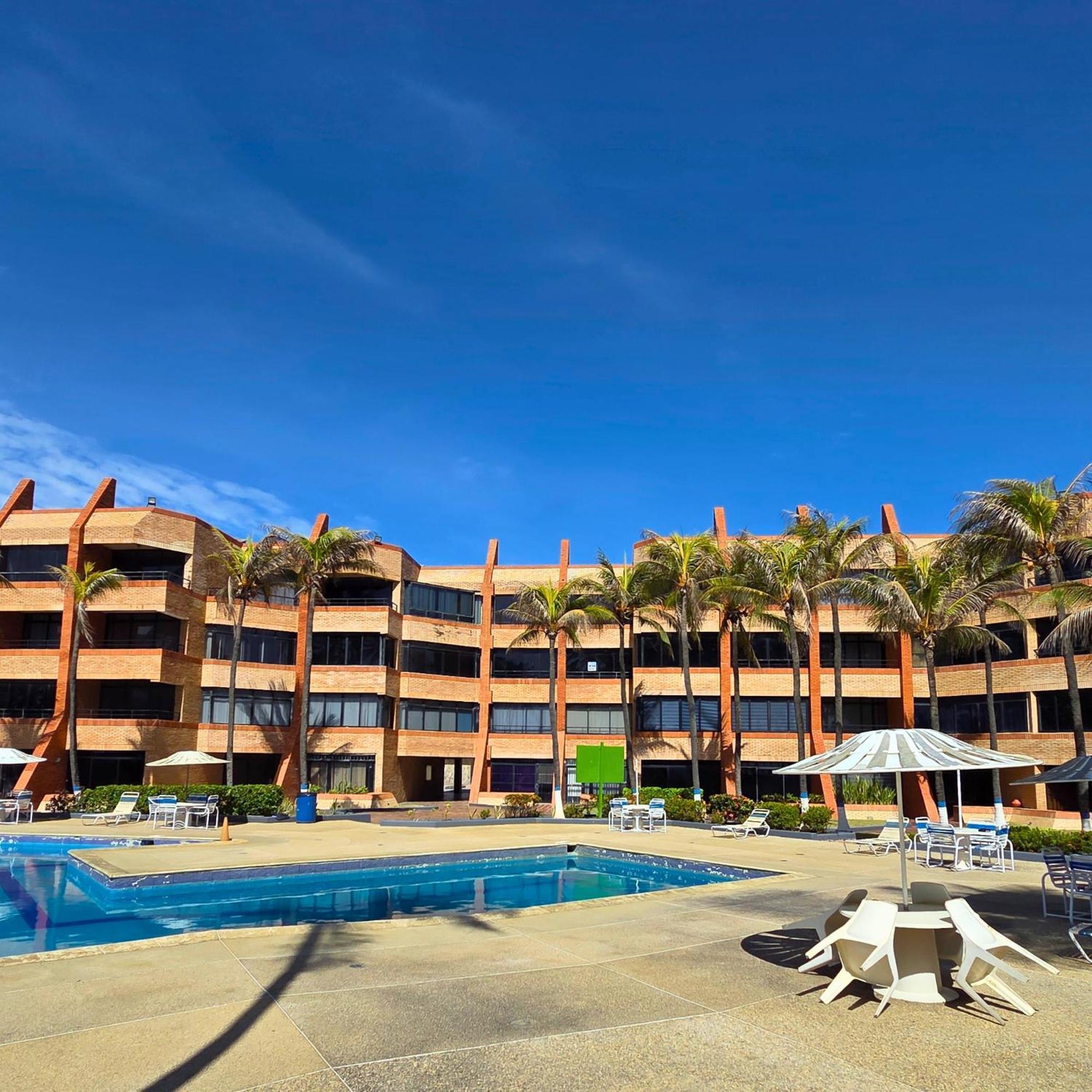Tucacas, Frente Al Mar, Balcon, Piscina Y Playa Privada 아파트 외부 사진